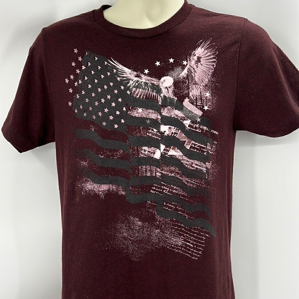 Apt 9 American Eagle and flag in deep maroon color